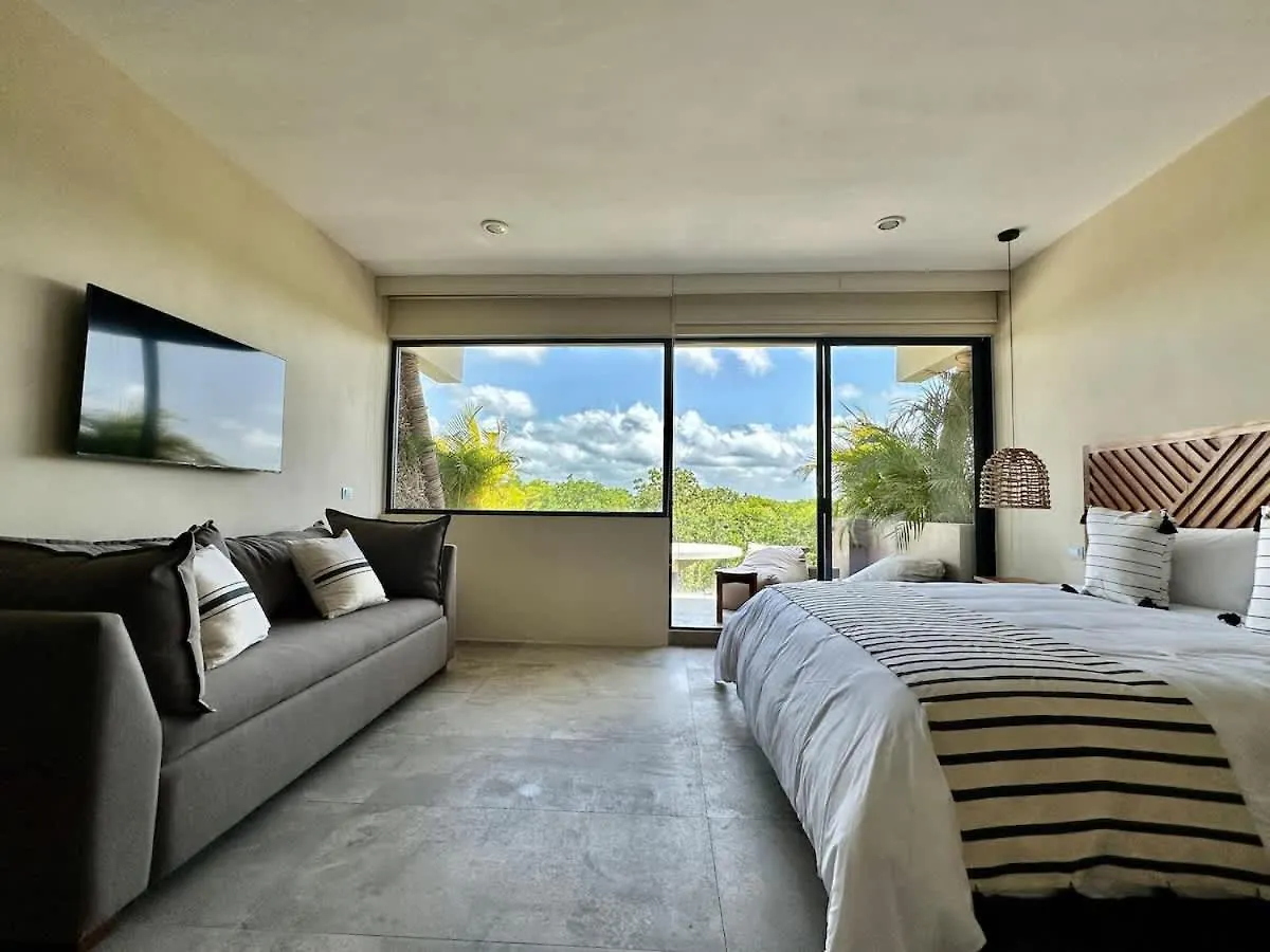 Private Jacuzzi Jungle Loft Apartment Tulum
